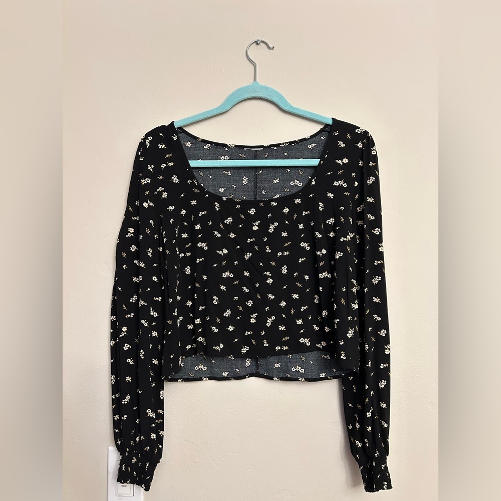 Long Sleeve Cropped Shirt